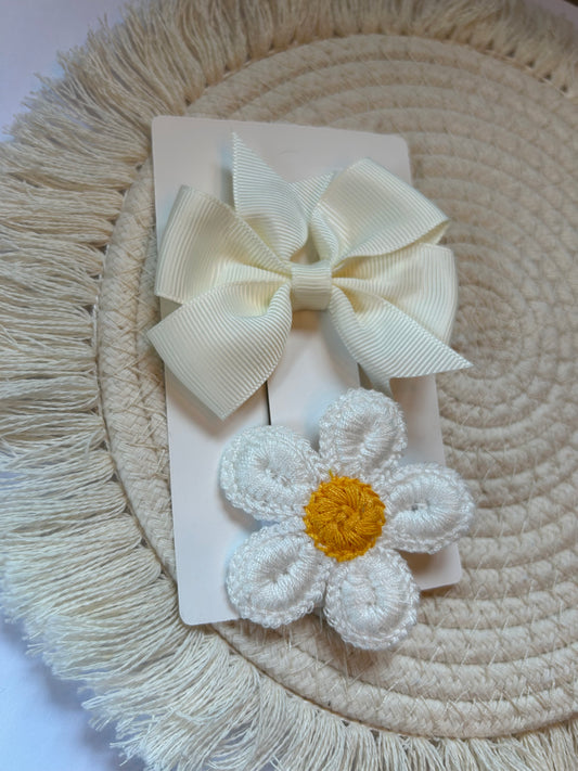 Witte Bloem & Strik Setje Fiona